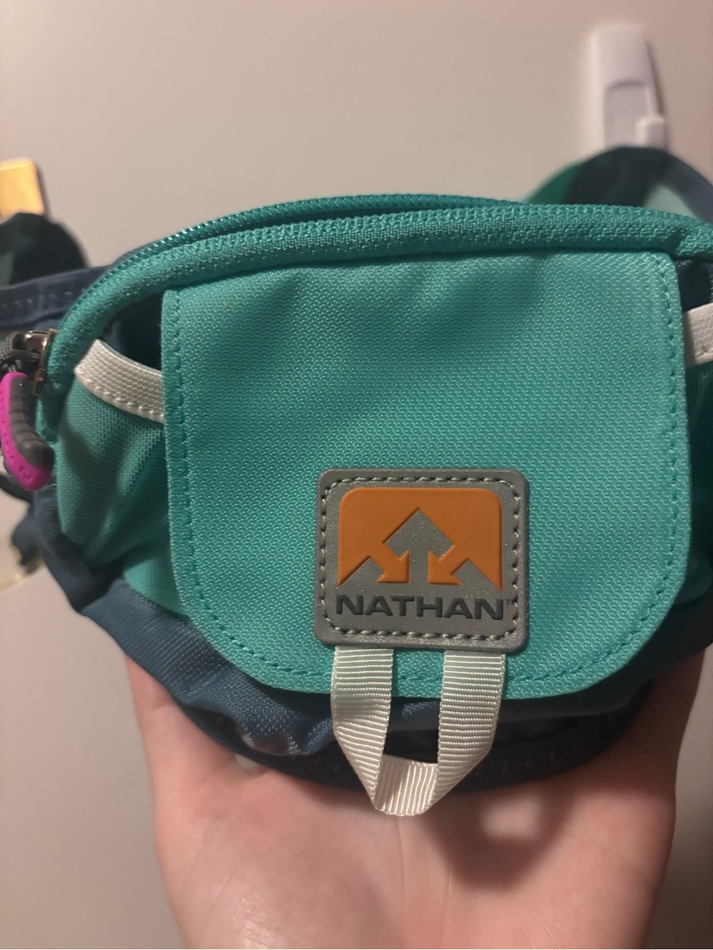 Nathan Trail Mix Hydration Running Belt - missing water bottles